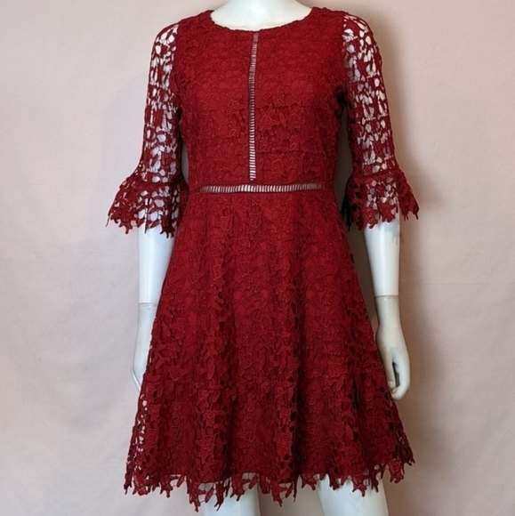 BB Dakota RSVP Red Lace Mini Dress size 4 - Picture 1 of 8